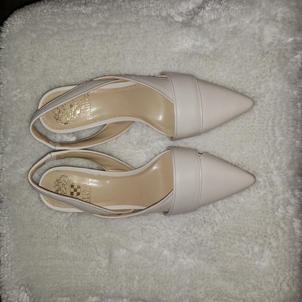 Vince Camuto pumps